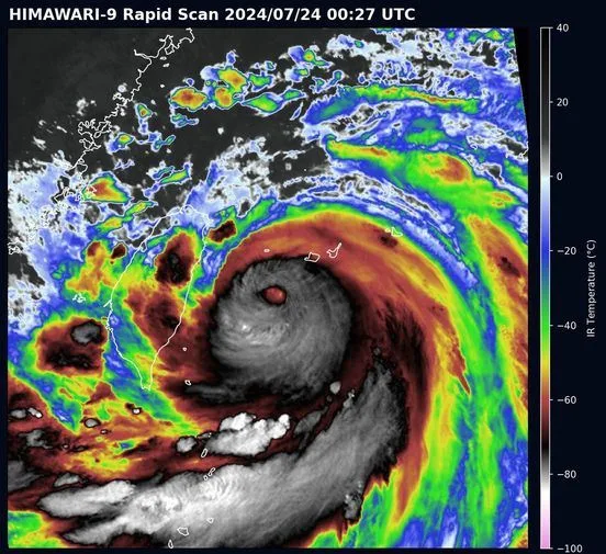 粉專表示凱米颱風準備開眼圖翻攝自台灣颱風論壇|天氣特急