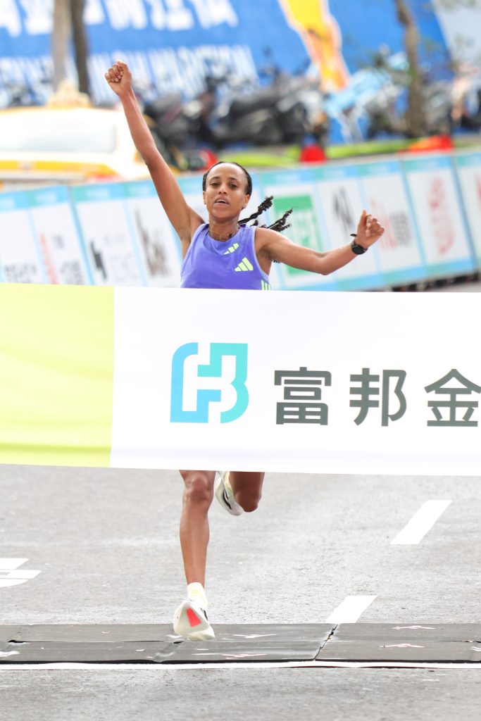 2025新北市萬金石馬拉松全馬女子組第一名MULU+GADISE - 尚新聞 Sun News